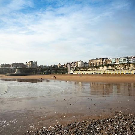 Atlas Place Broadstairs 4 Bed Family Accommodation Exterior photo